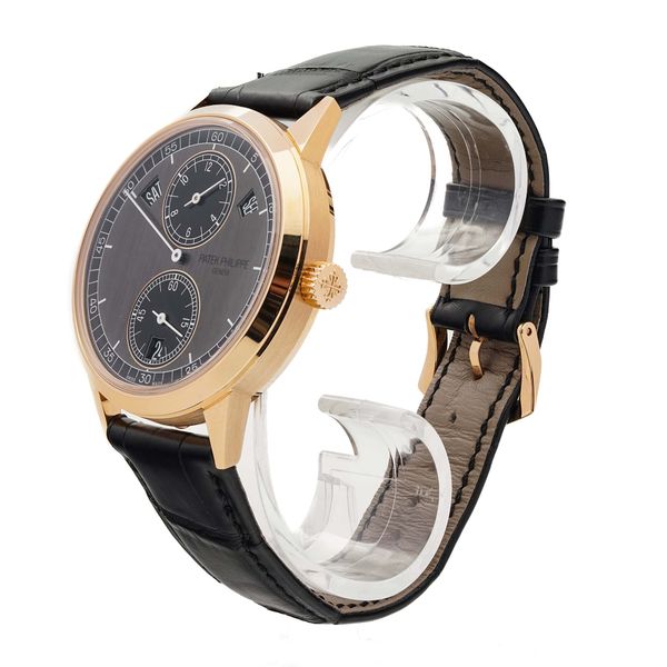 Patek Philippe Complications 5235/50R-001